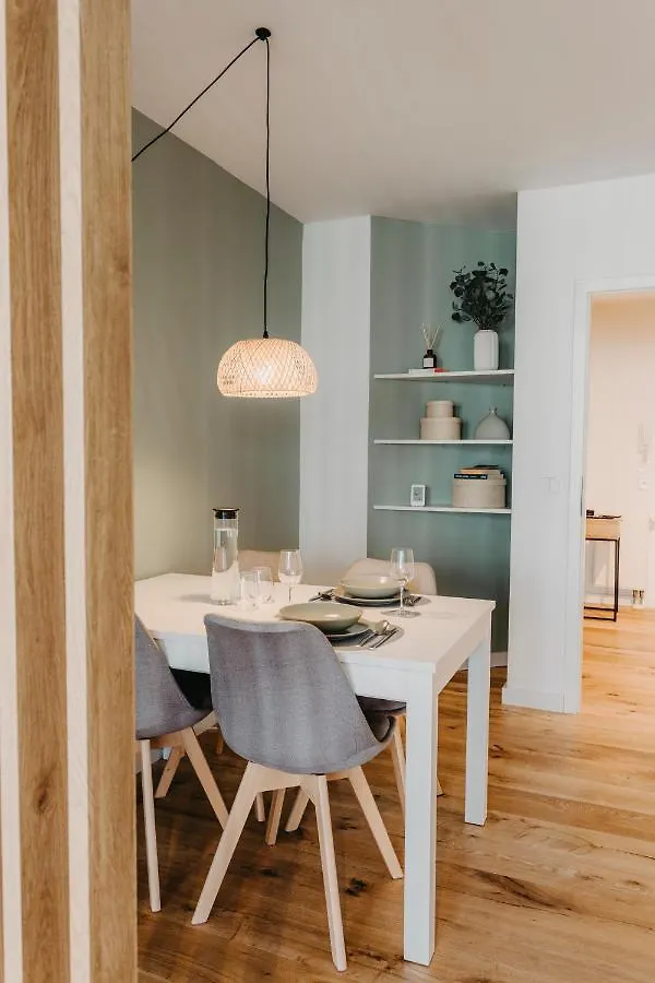 Traber Apartments Im Herzen Leipzigs Balkon Parkplatz  라이프치히